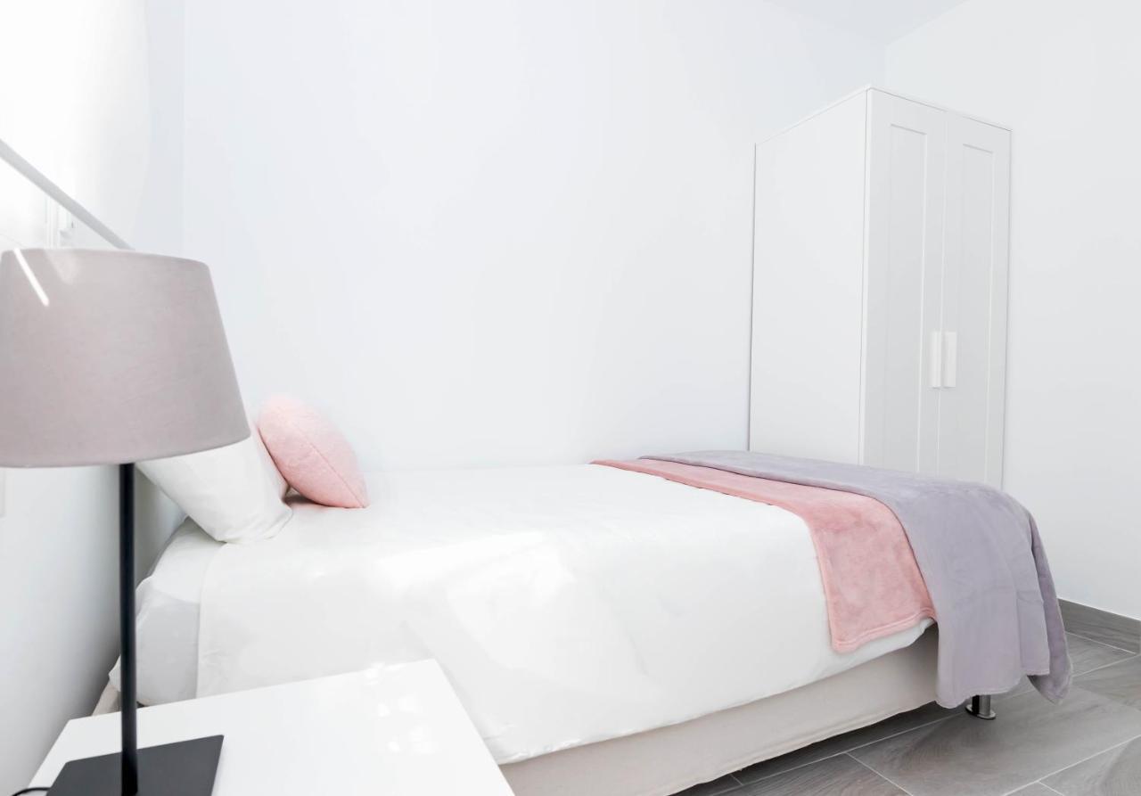 Sun&Beach Malaga City Center Bagian luar foto